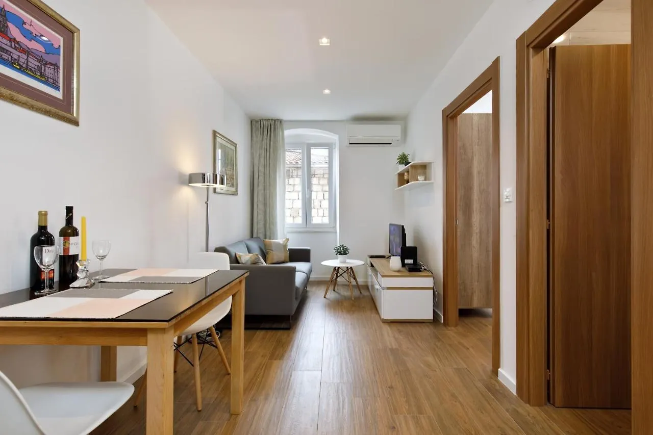 Dominus Apartment Split